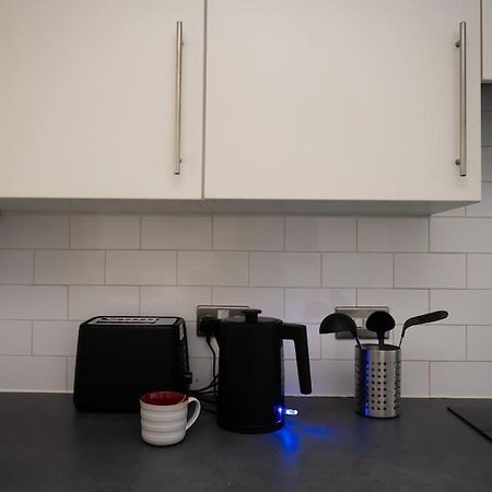 2 Bed Apt In Leeds City Centre Bagian luar foto